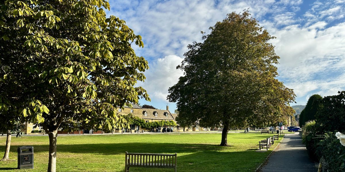 Read more about the article Broadway Village Walk