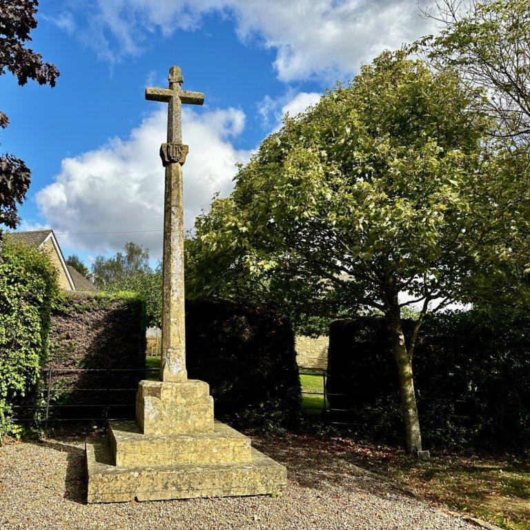 Dumbleton War Memorial, Cotswolds