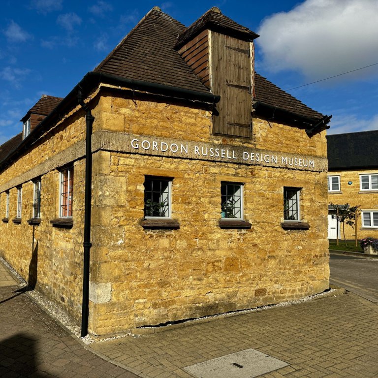 Gordon Russell Museum, Broadway